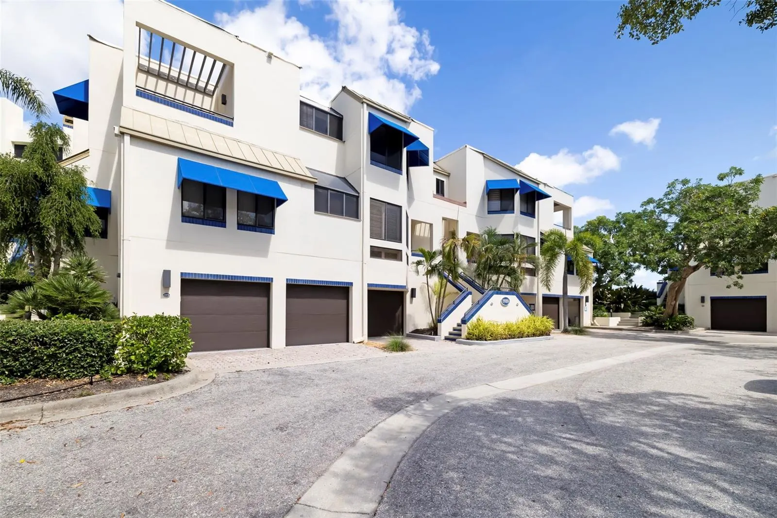 1920 HARBOURSIDE DR #1003 #1003