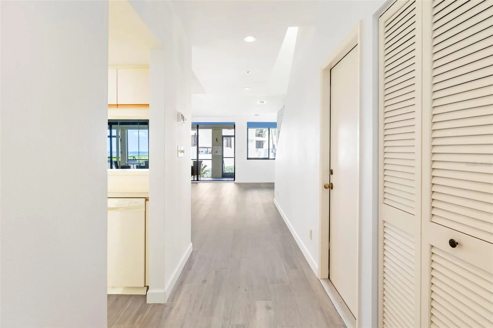 1920 HARBOURSIDE DR #1003 #1003