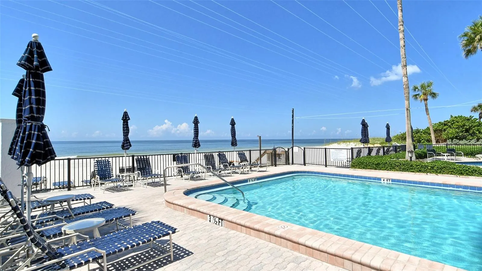 2525 GULF OF MEXICO DR #7B #7B