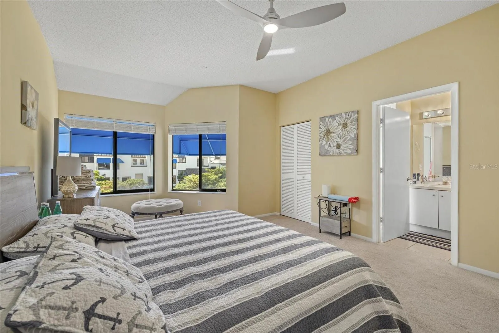 2012 HARBOURSIDE DR #2102 #2102
