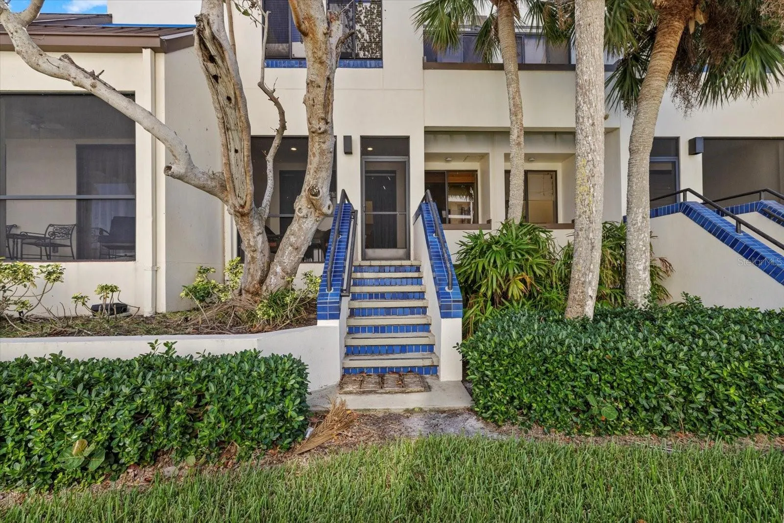2012 HARBOURSIDE DR #2102 #2102
