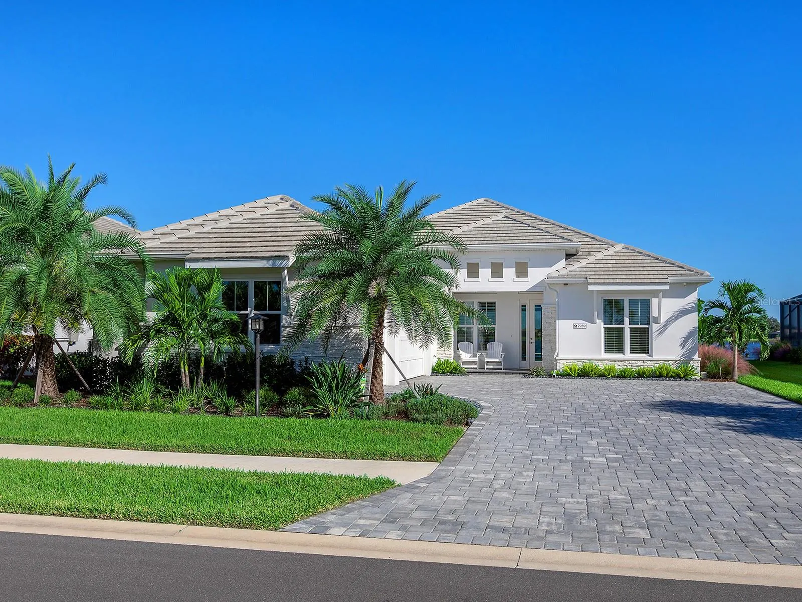 7959 WATERBEND TRL