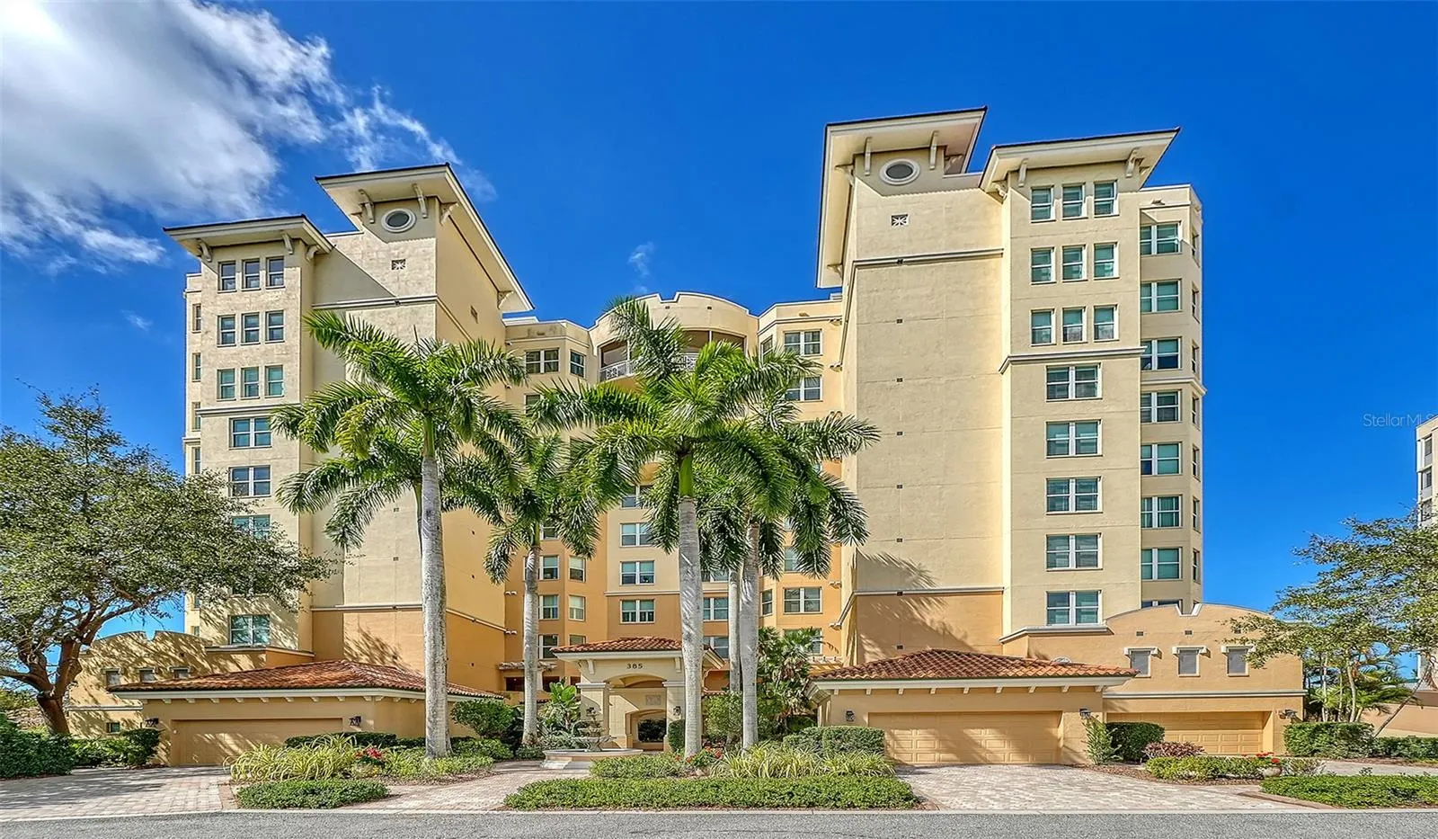 385 N POINT RD #401 #401