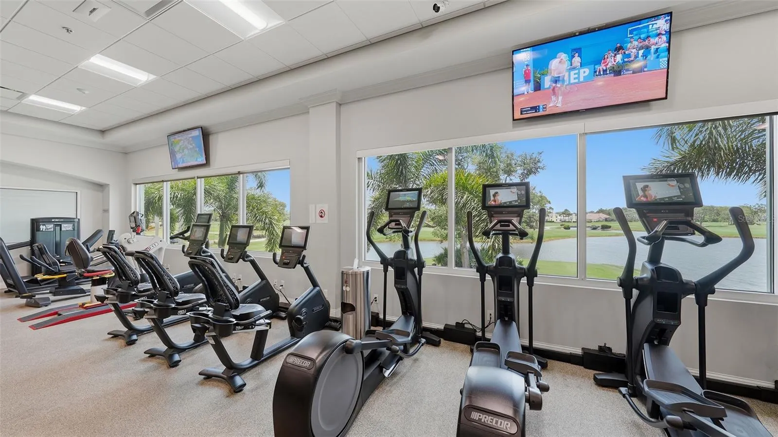 385 N POINT RD #401 #401
