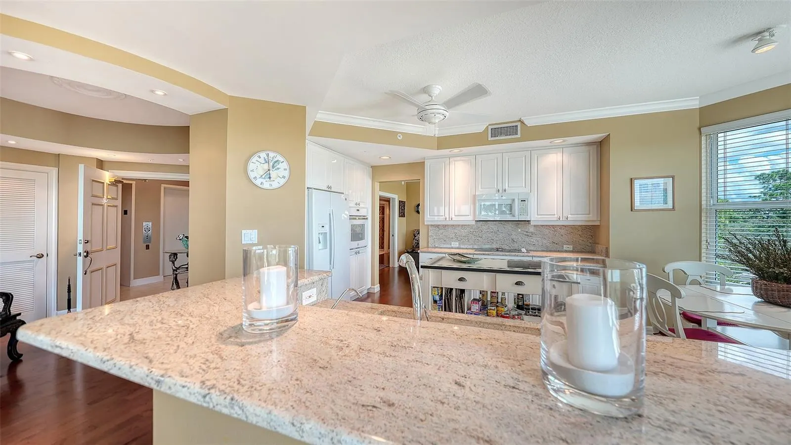 385 N POINT RD #401 #401