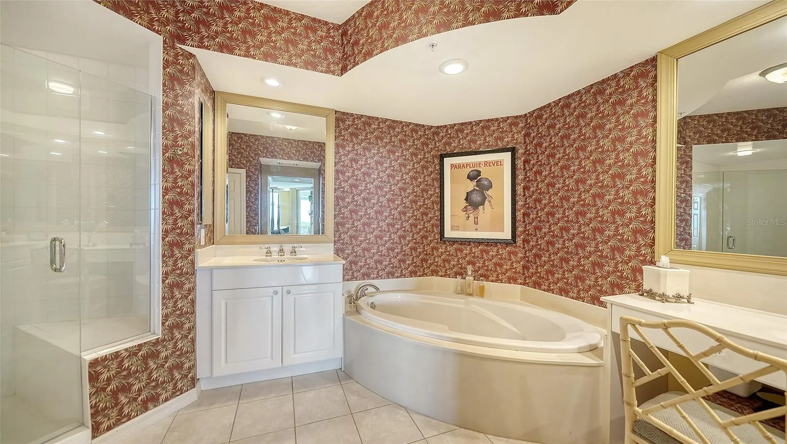 385 N POINT RD #401 #401