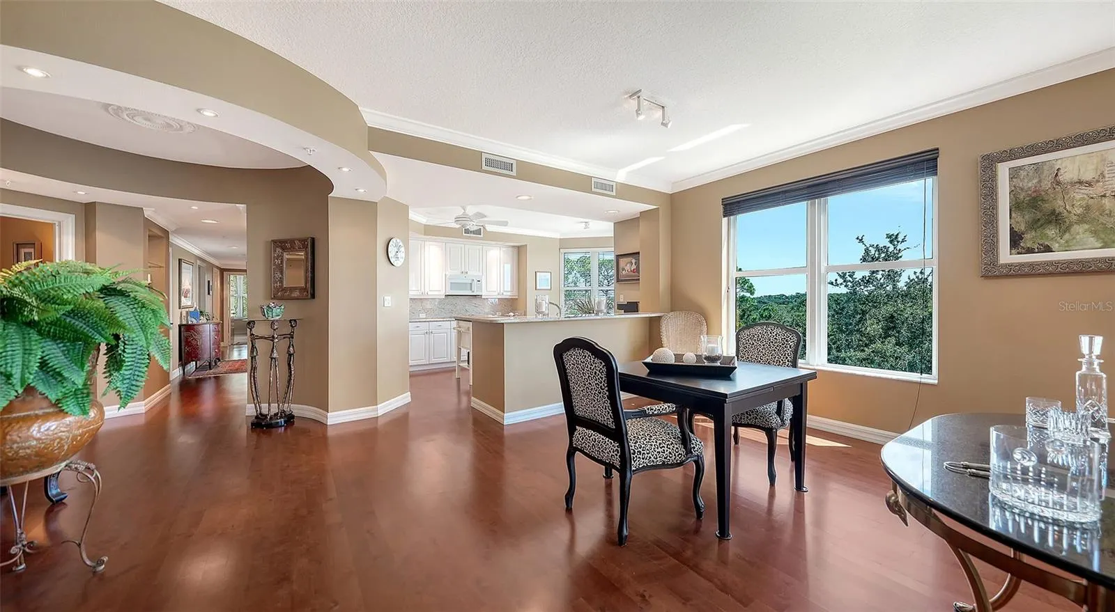 385 N POINT RD #401 #401