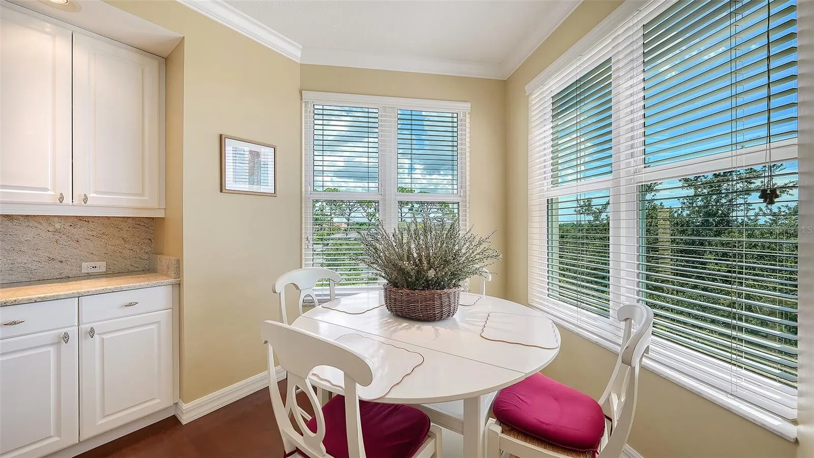 385 N POINT RD #401 #401