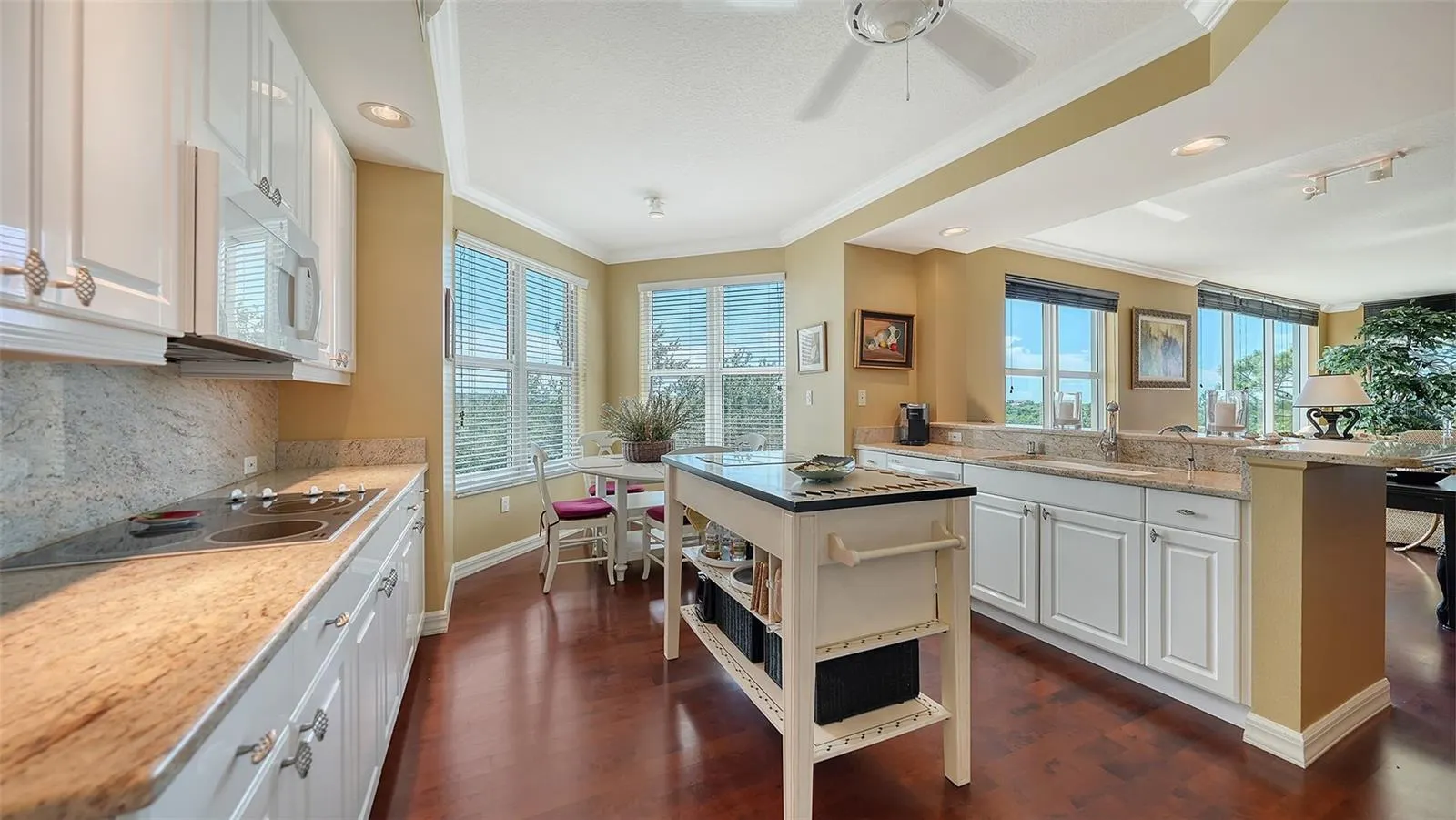 385 N POINT RD #401 #401