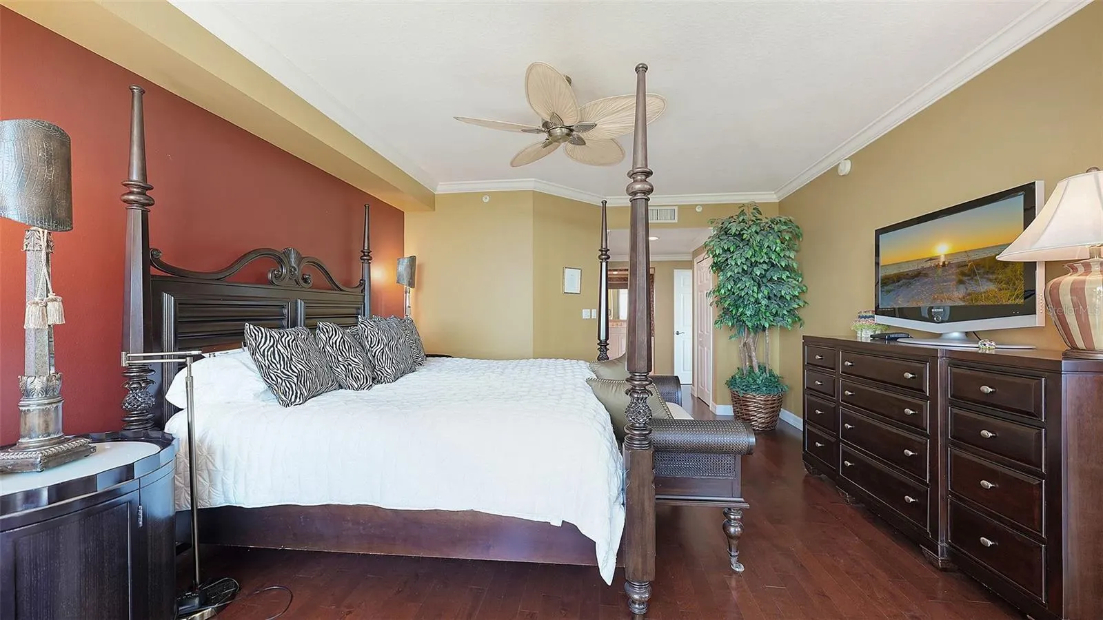 385 N POINT RD #401 #401