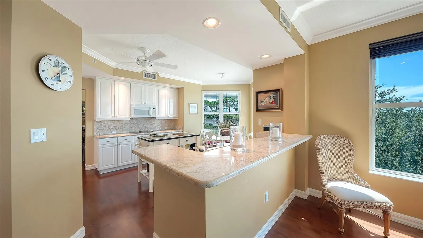 385 N POINT RD #401 #401