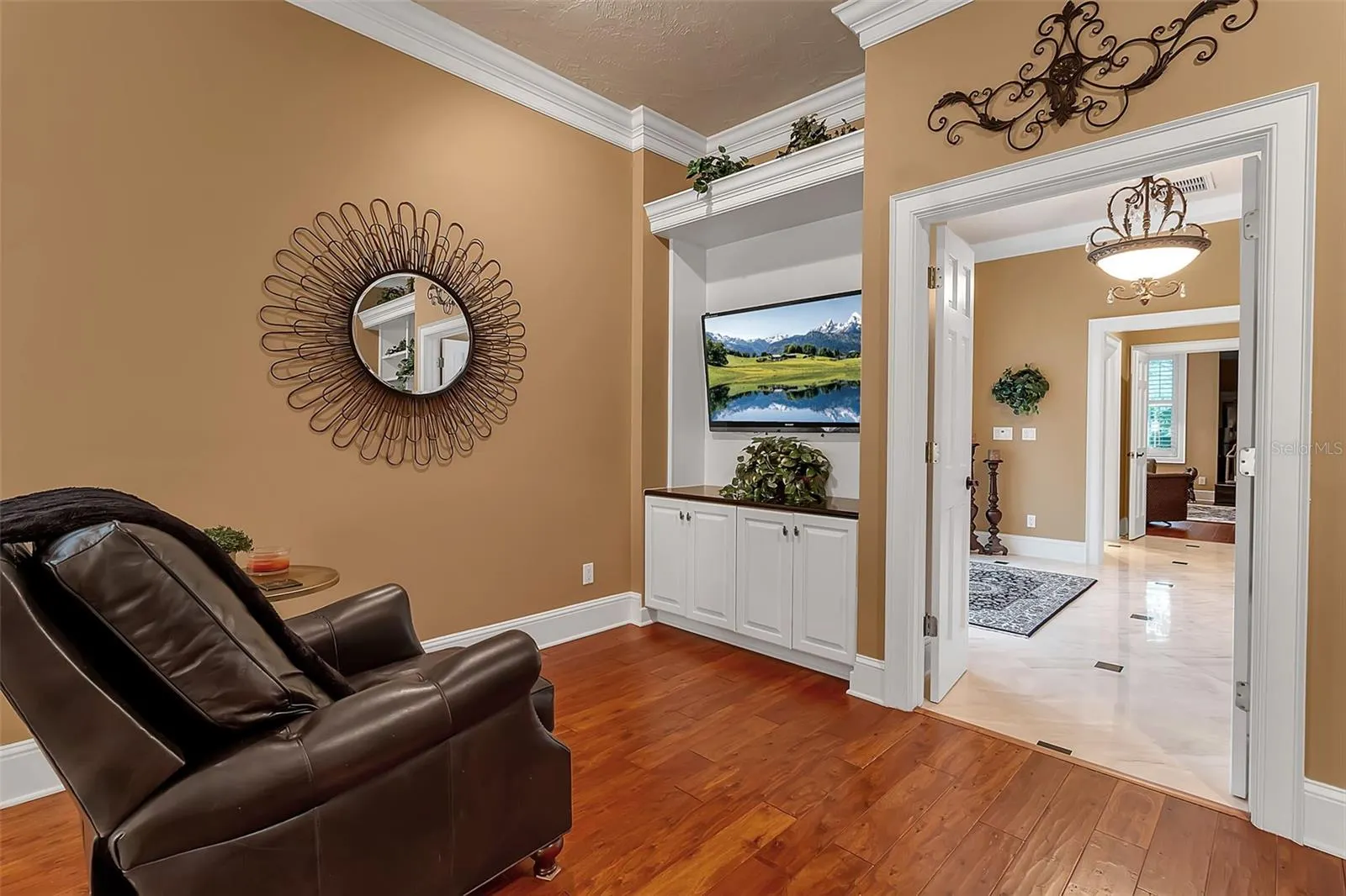422 BLUE GARDEN LN