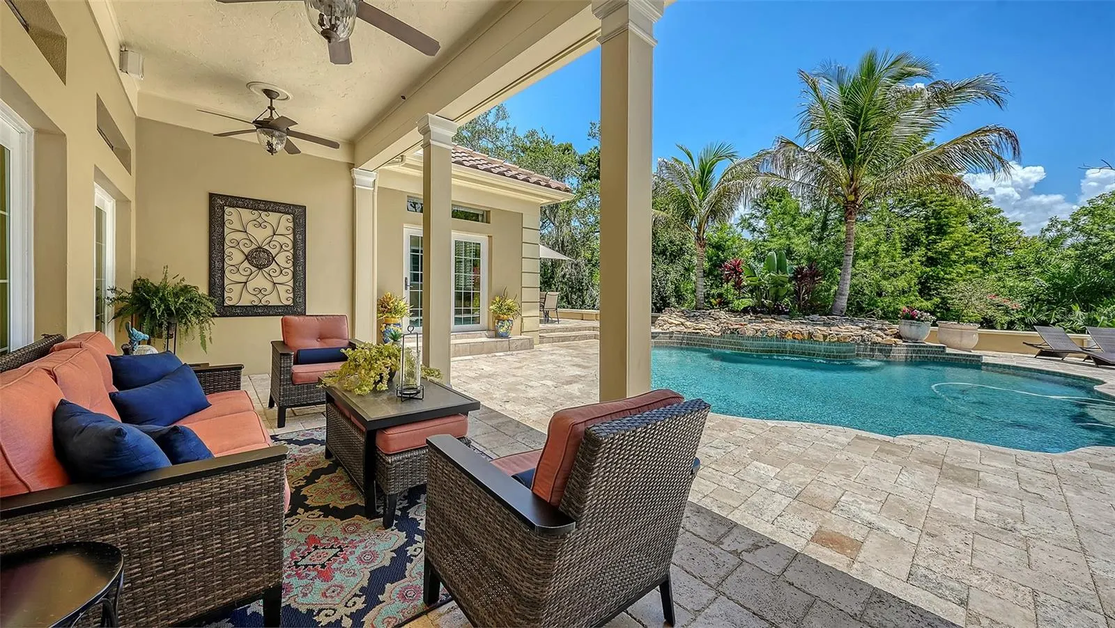 422 BLUE GARDEN LN