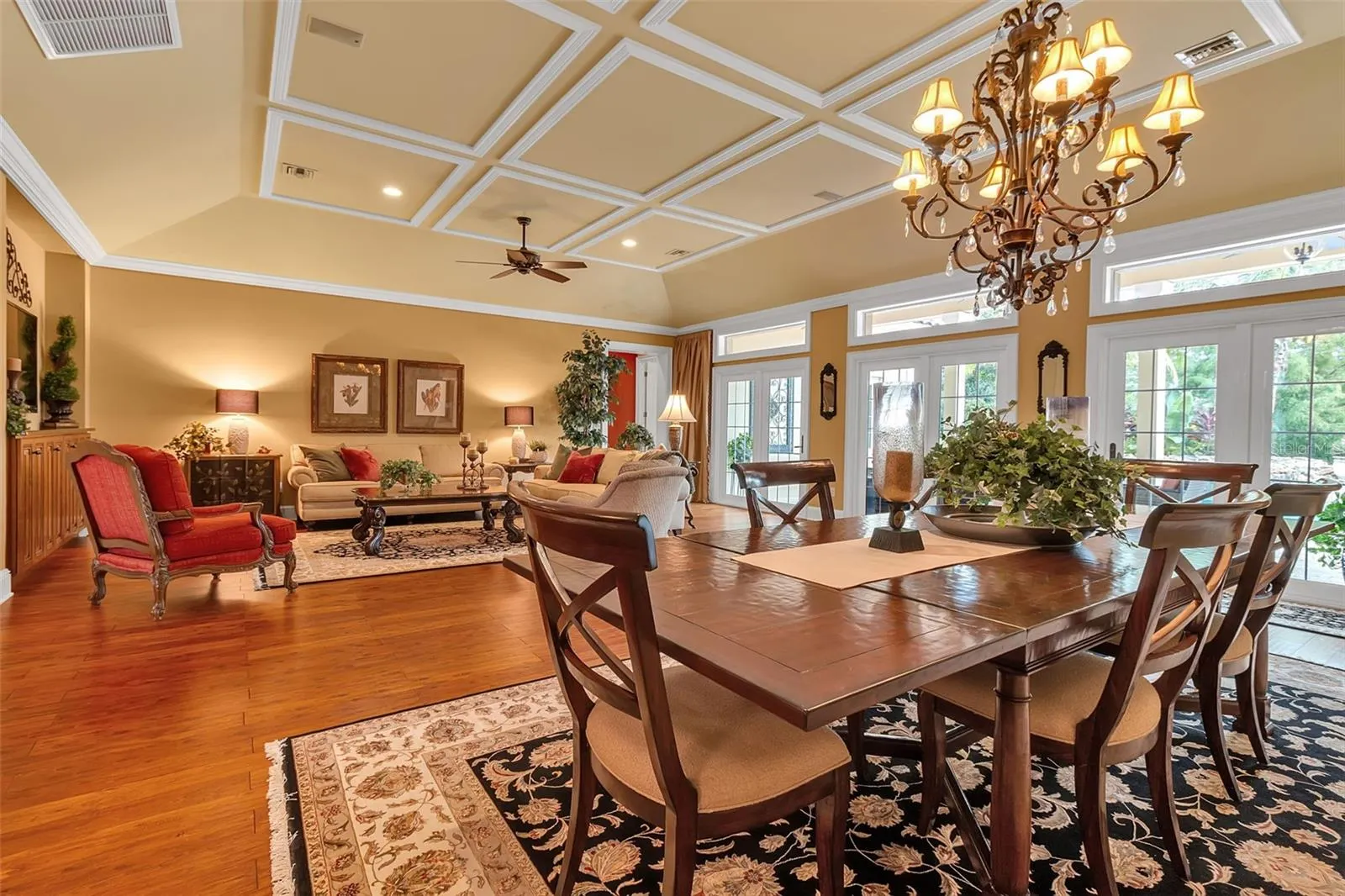 422 BLUE GARDEN LN