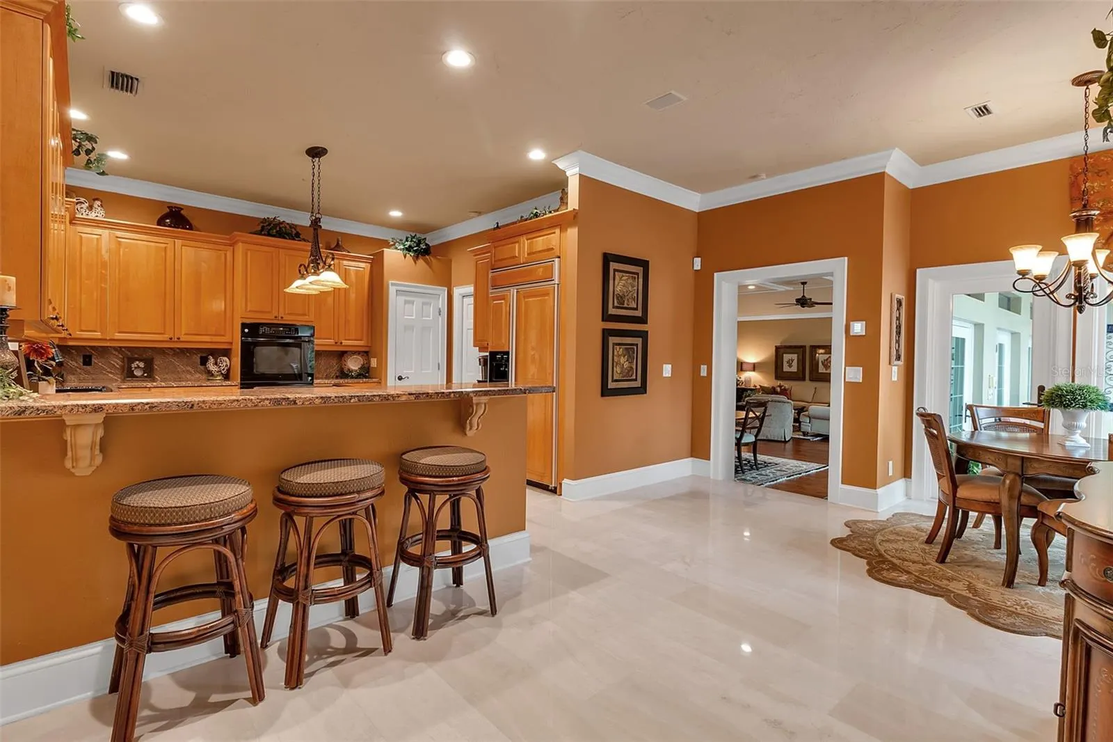 422 BLUE GARDEN LN
