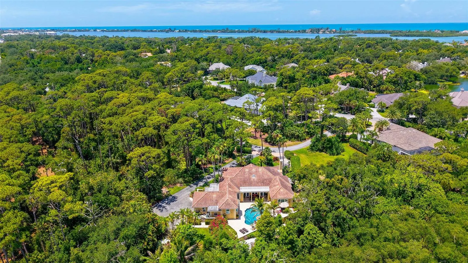422 BLUE GARDEN LN