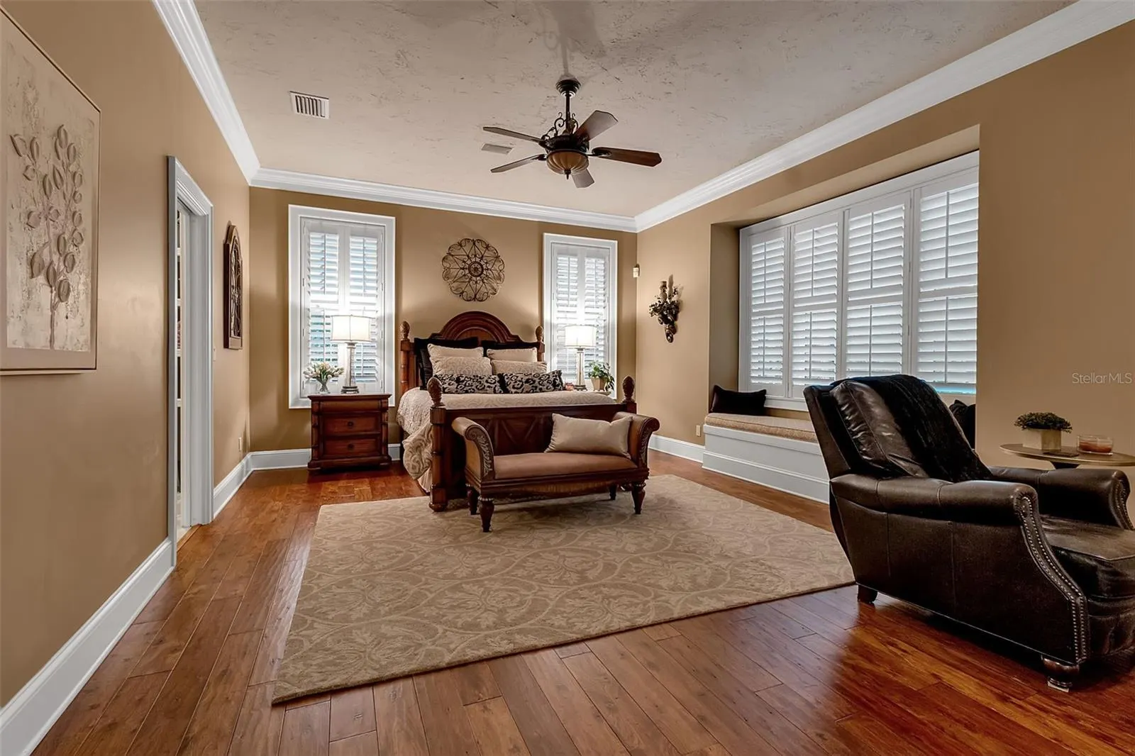 422 BLUE GARDEN LN