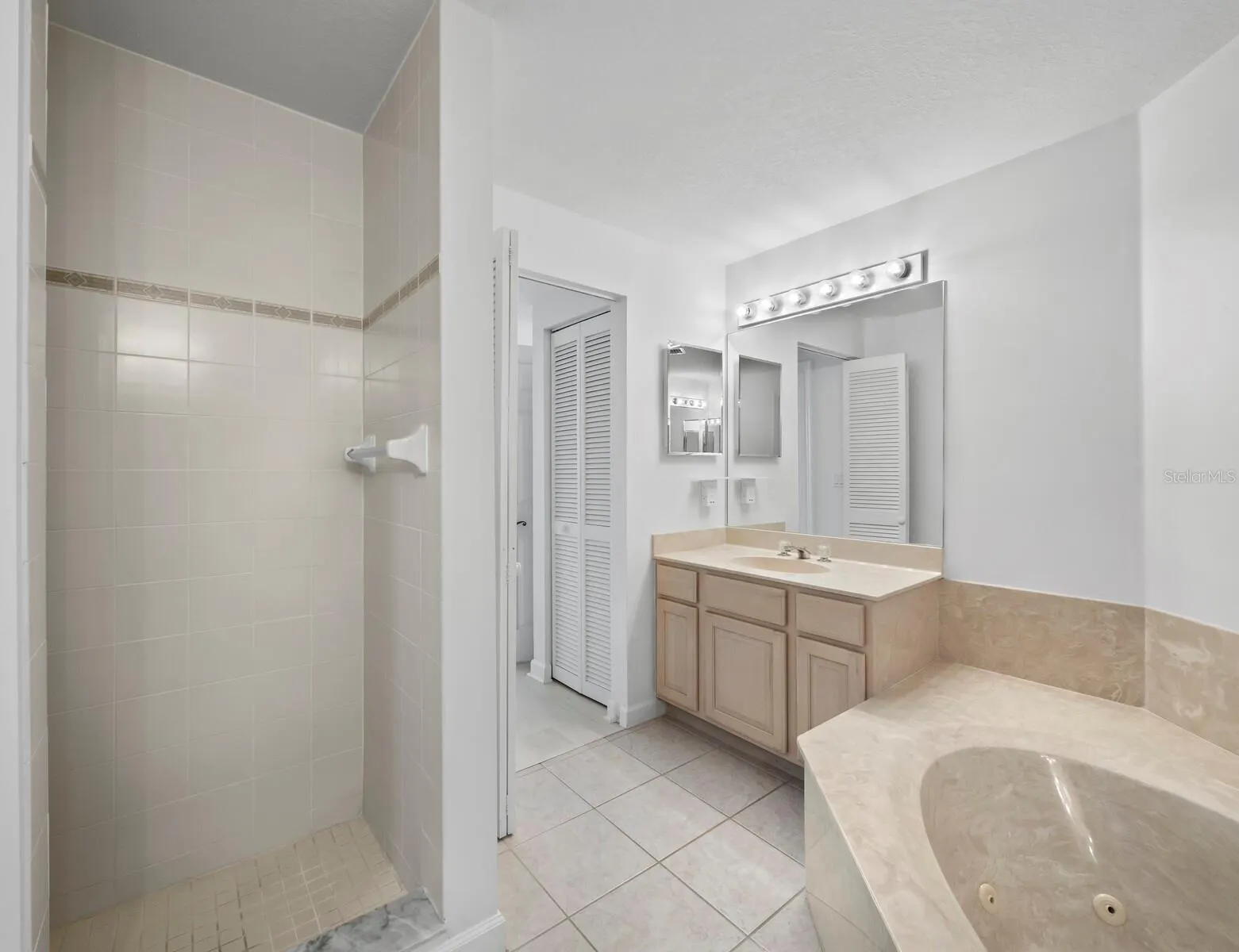 1260 DOLPHIN BAY WAY #203 #203