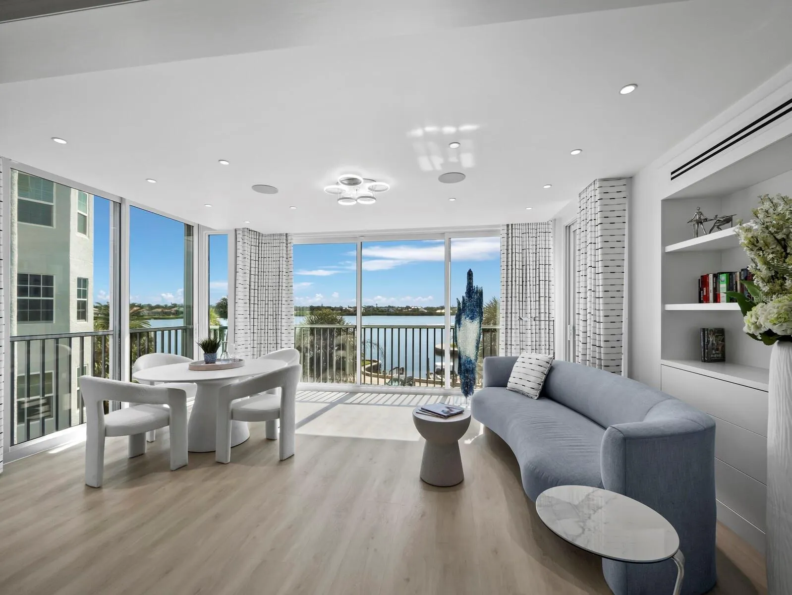 1260 DOLPHIN BAY WAY #301 #301