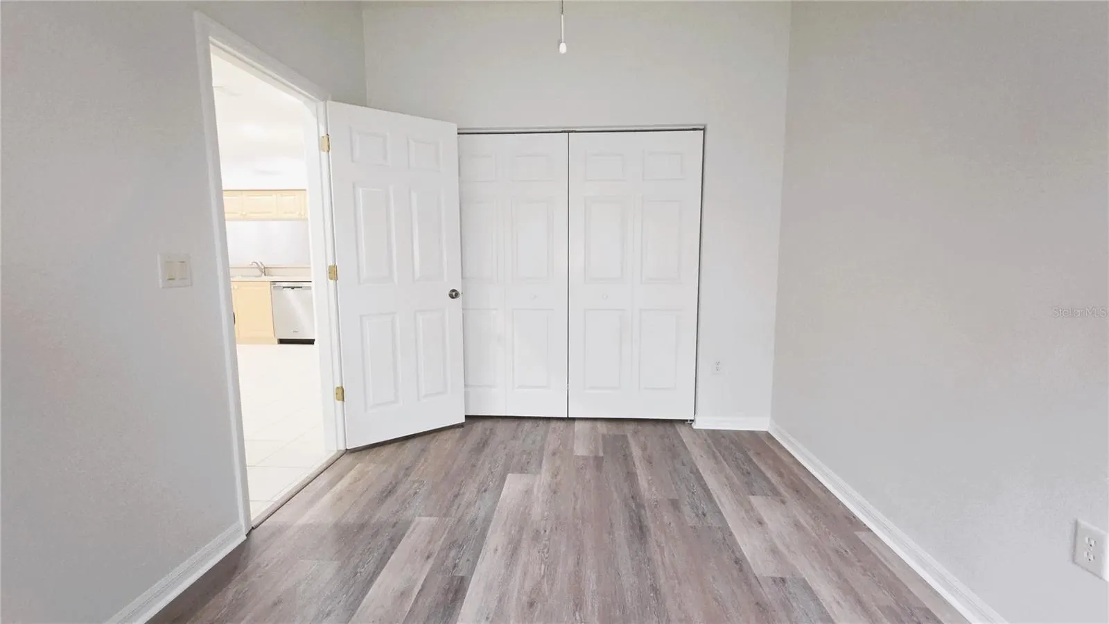 2747 73RD CT W