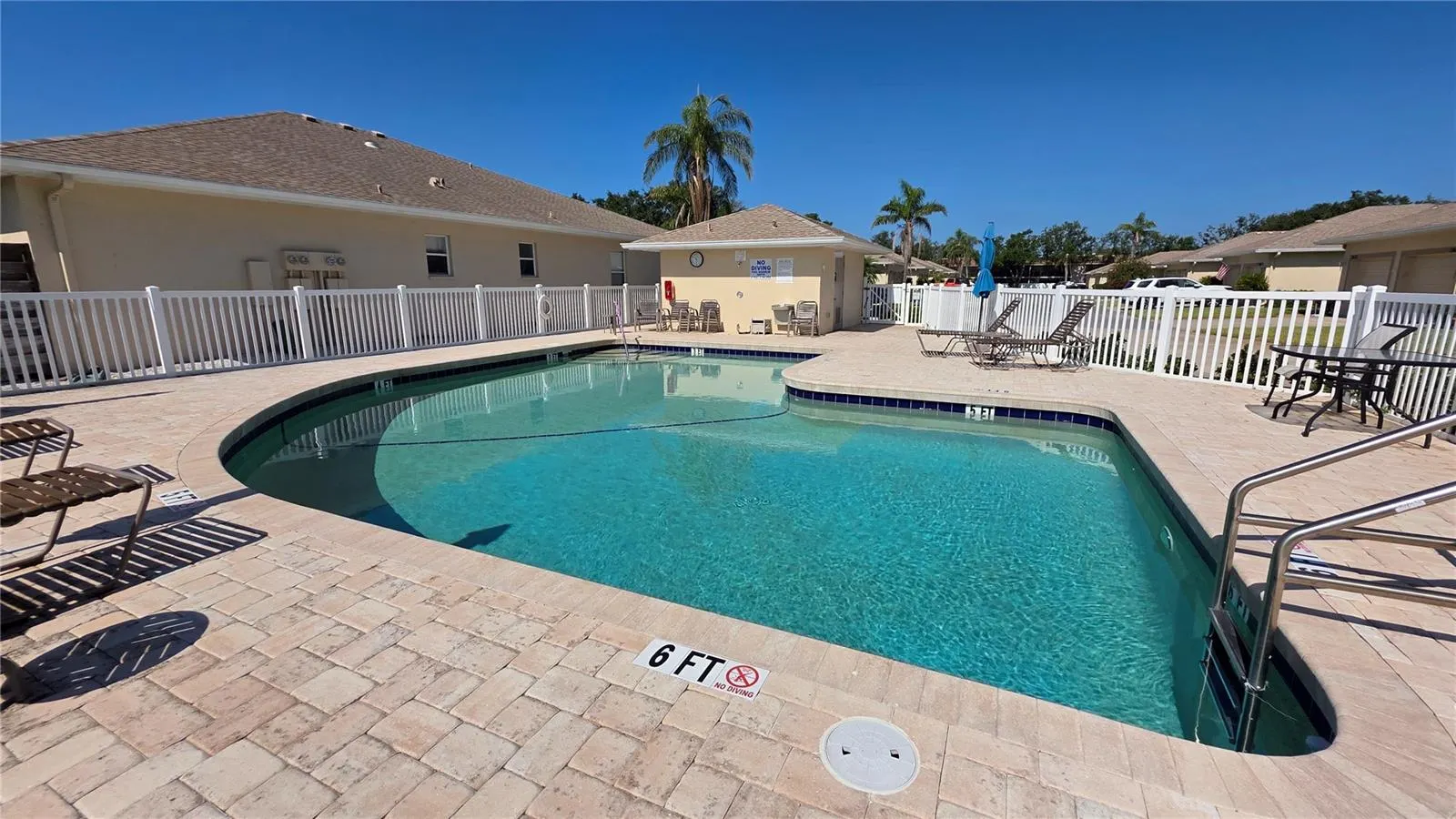 2747 73RD CT W
