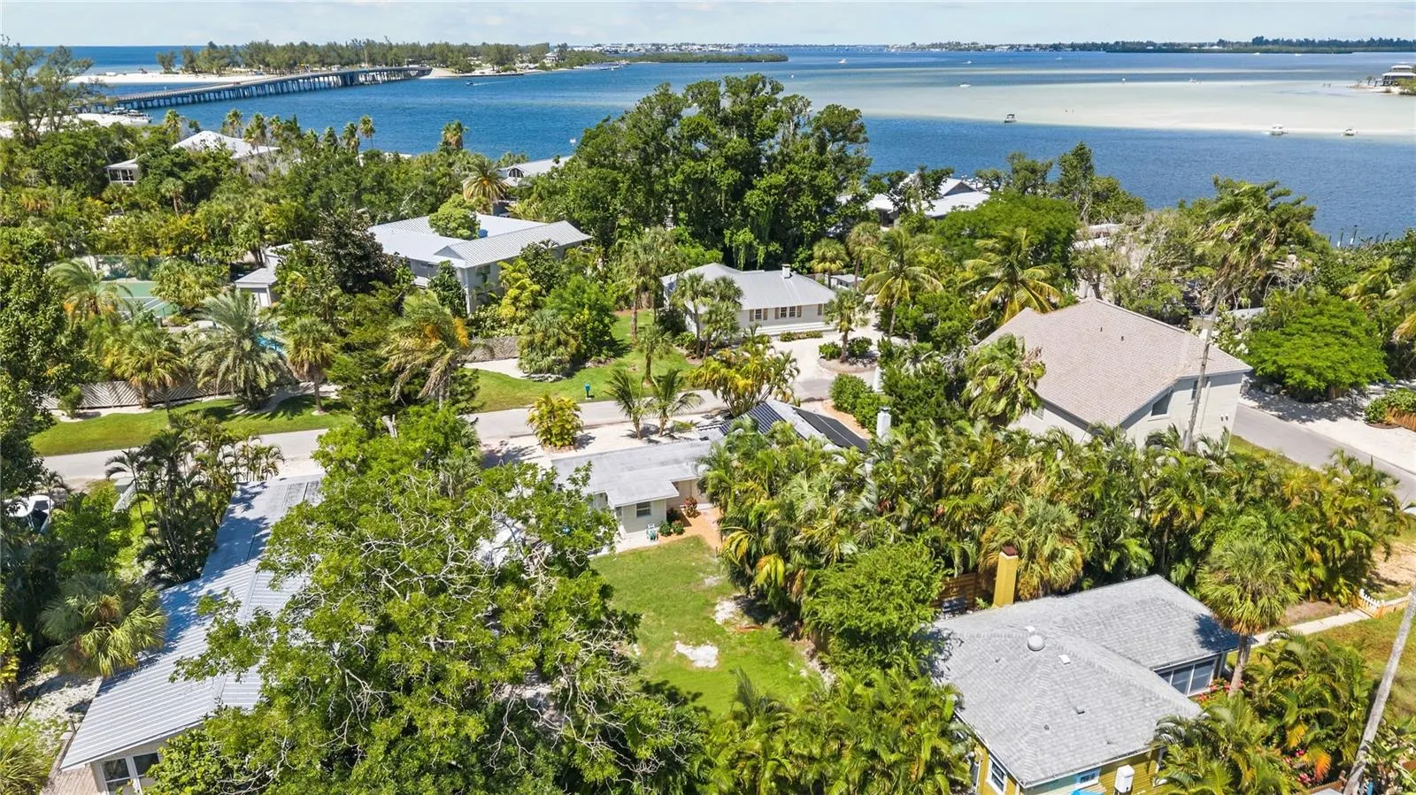 760 LONGBOAT CT