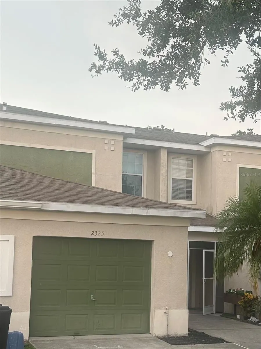 2325 28TH AVE E