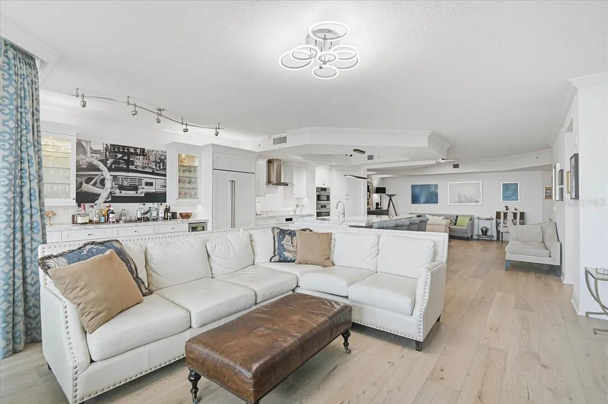 401 N POINT RD #703 #703