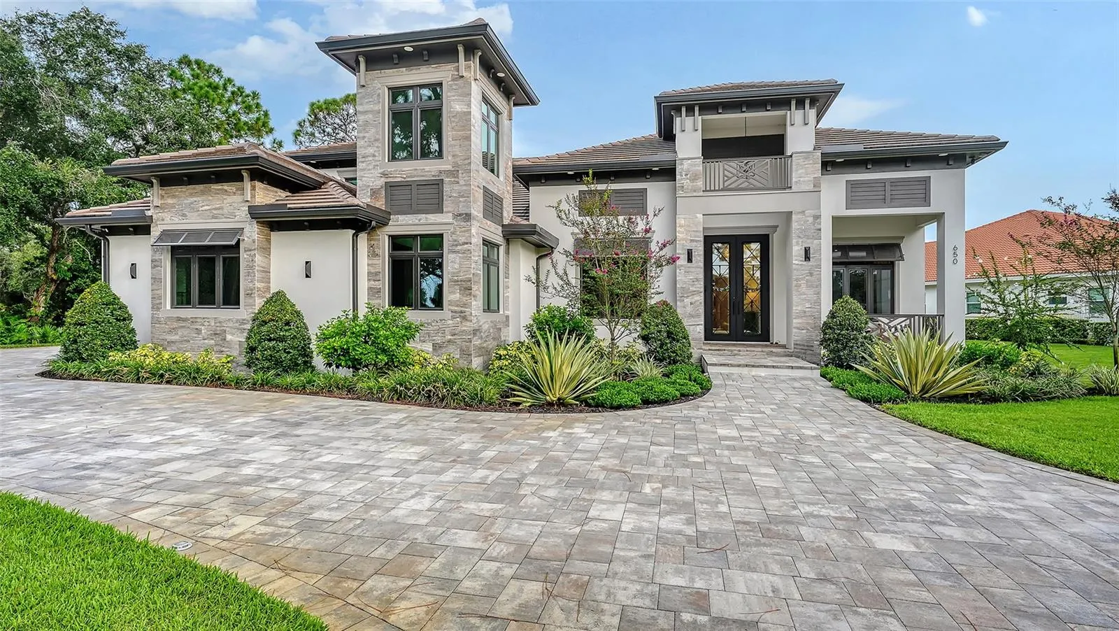 650 OAKS CREEK CT