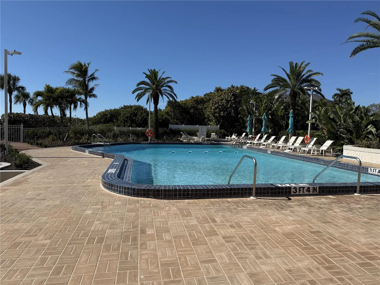 775 LONGBOAT CLUB RD #304 #304