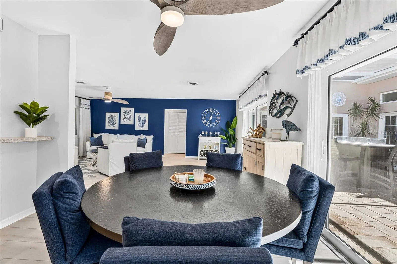 5376 SHADOW LAWN DR