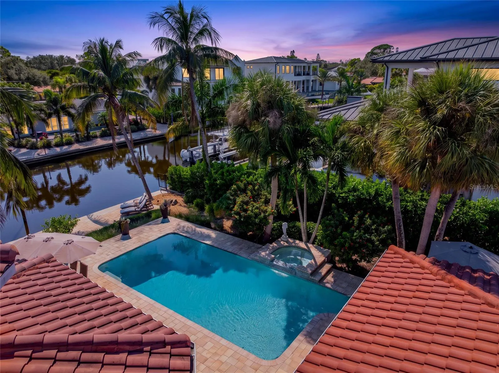 5376 SHADOW LAWN DR