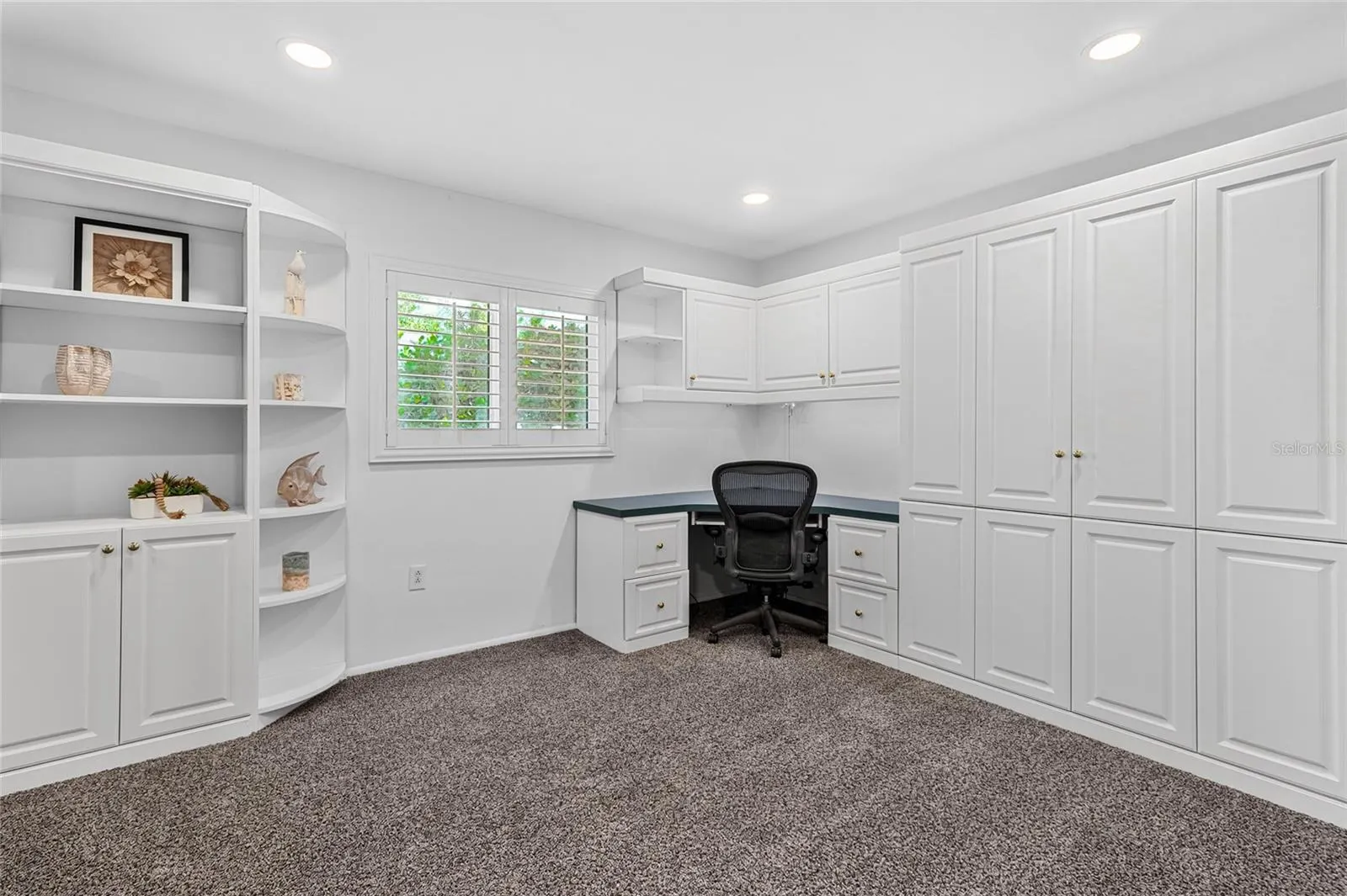 5376 SHADOW LAWN DR