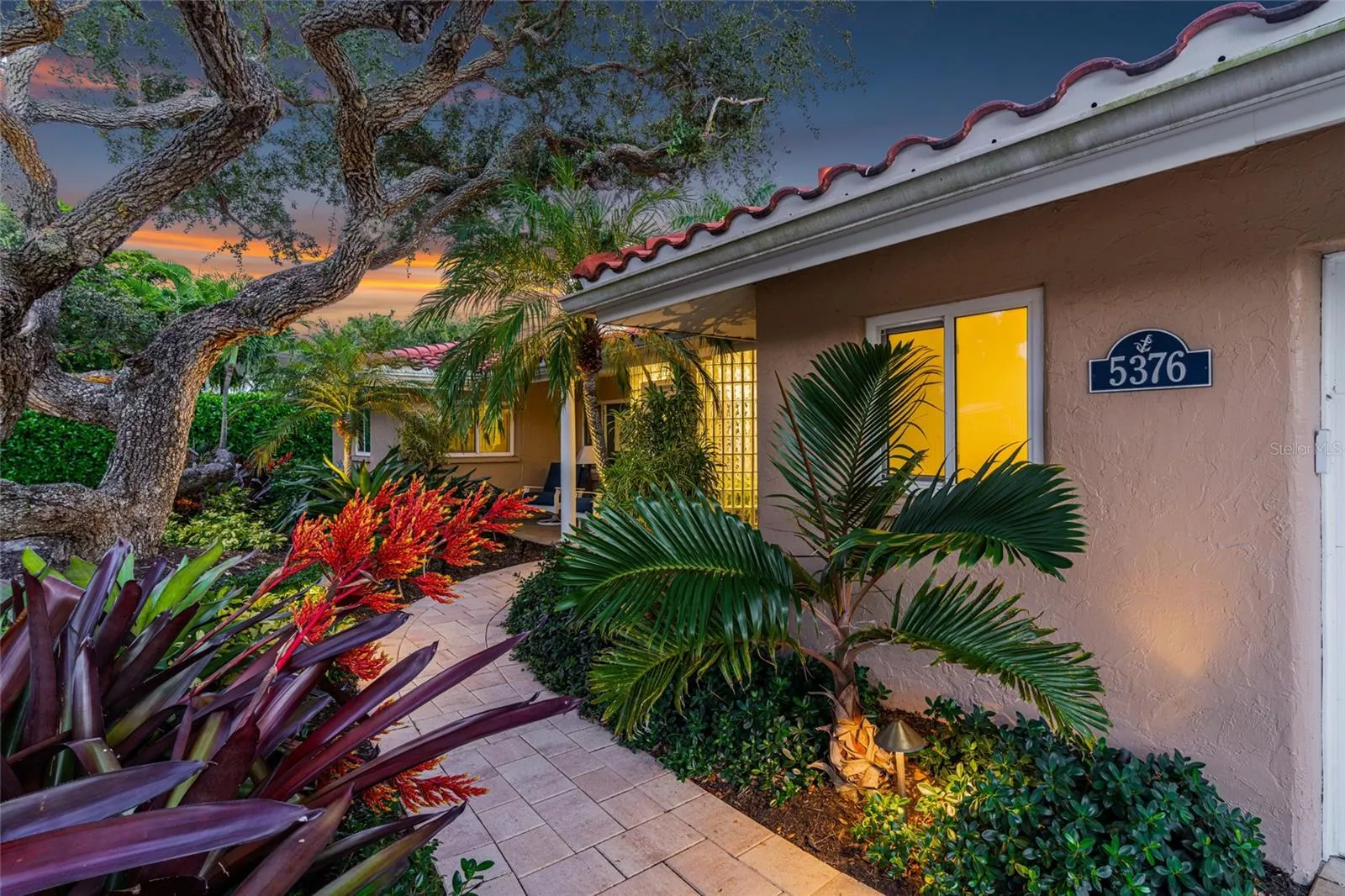 5376 SHADOW LAWN DR