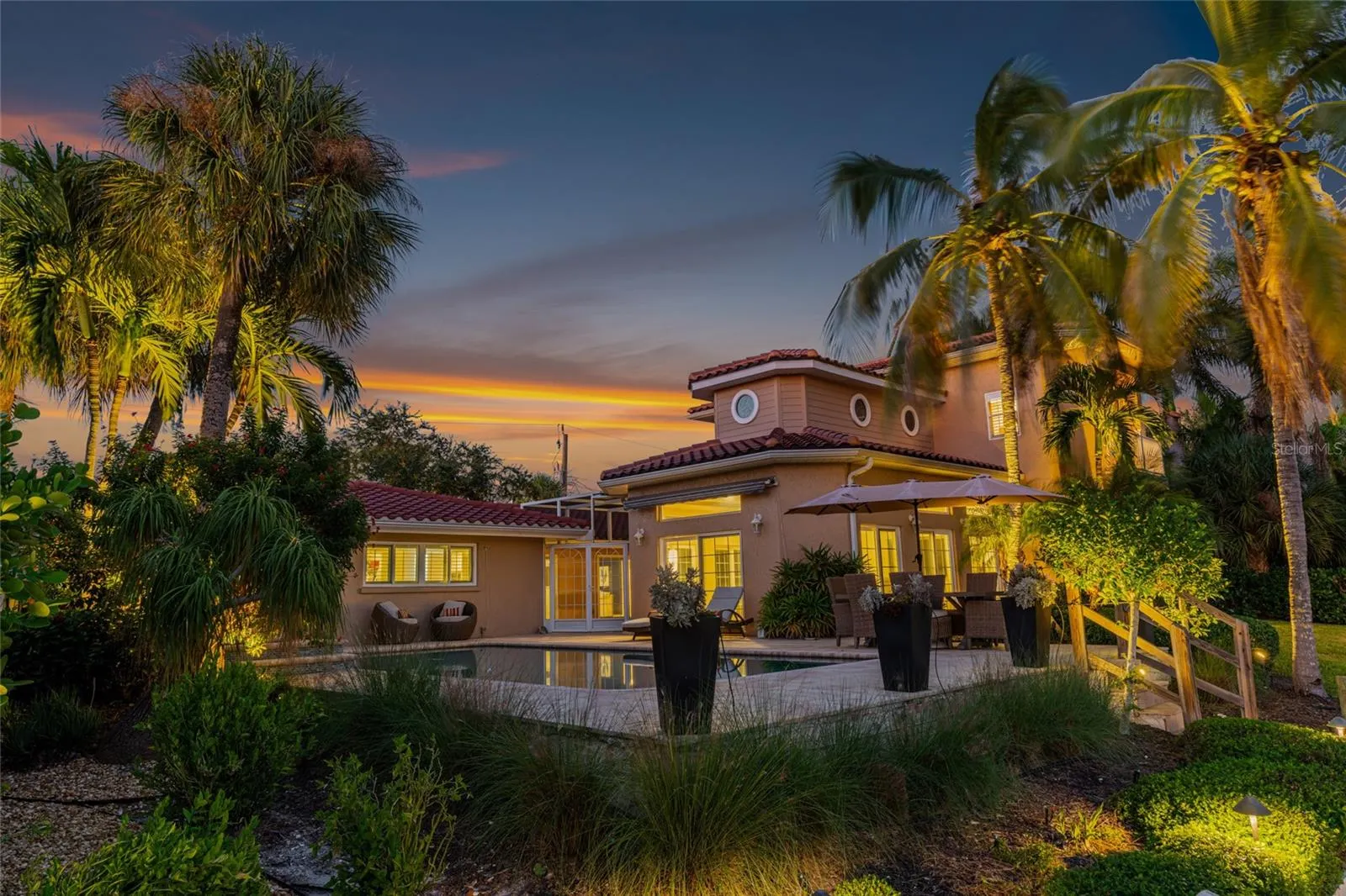 5376 SHADOW LAWN DR