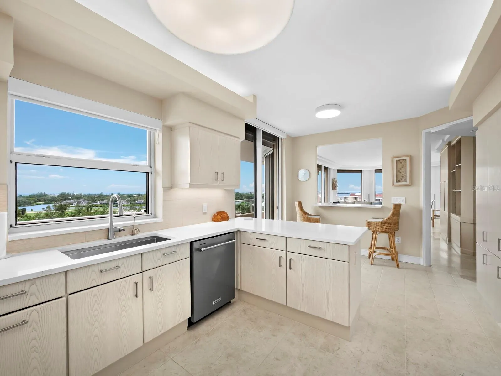 3060 GRAND BAY BLVD #162 #162