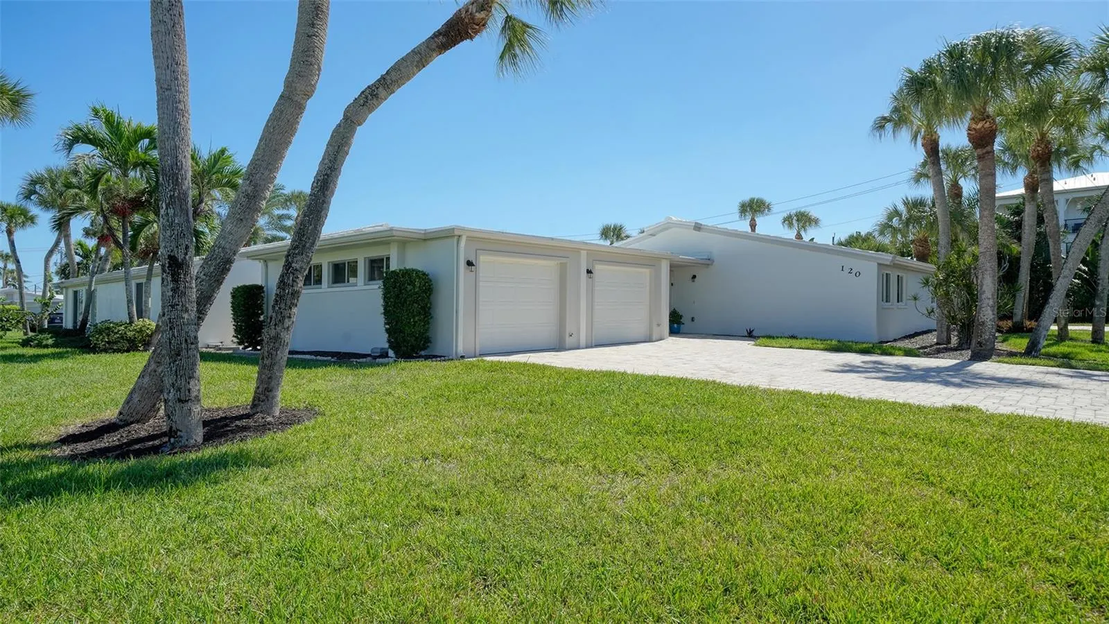 120 WHISPERING SANDS DR #V20 #V20