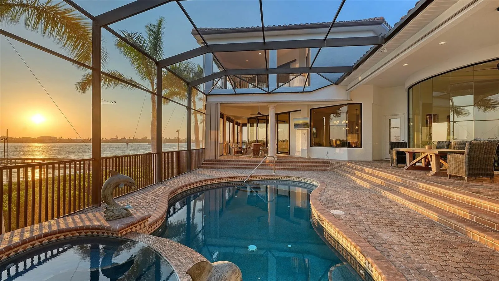 275 LOOKOUT POINT DR