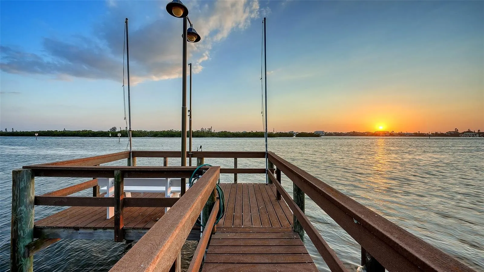 275 LOOKOUT POINT DR