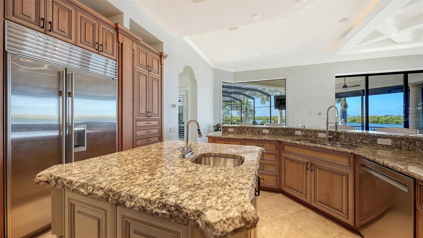 275 LOOKOUT POINT DR