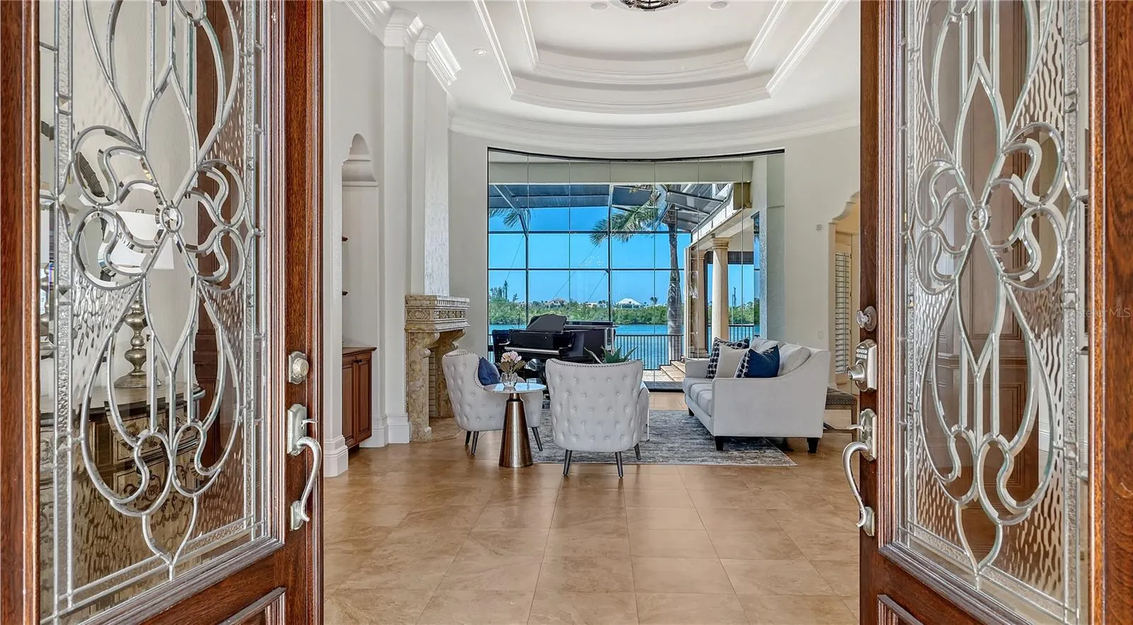 275 LOOKOUT POINT DR