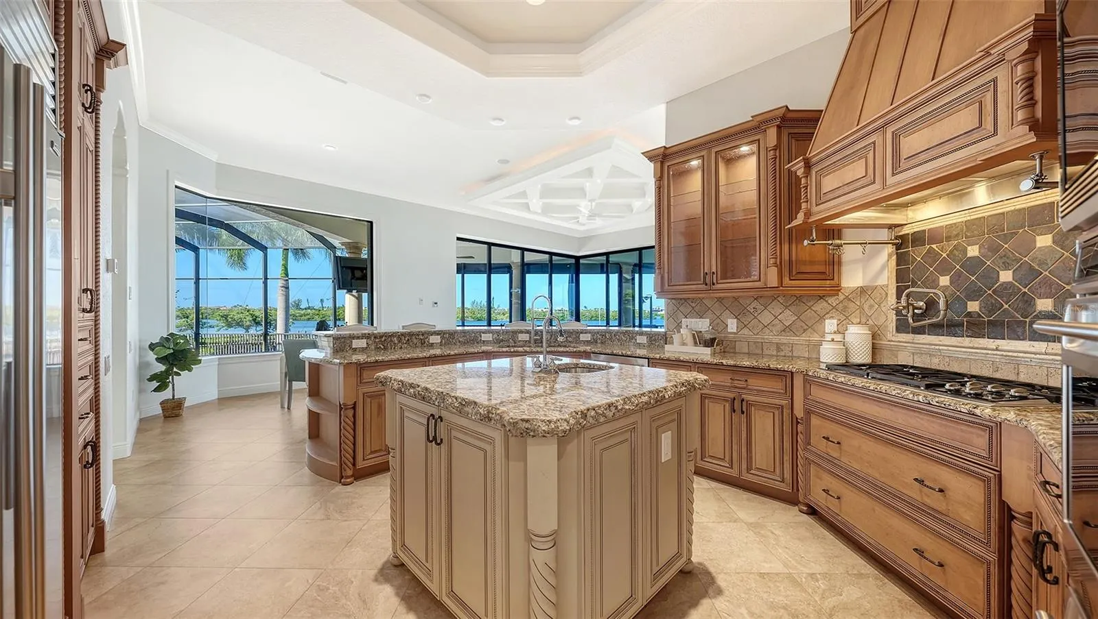 275 LOOKOUT POINT DR