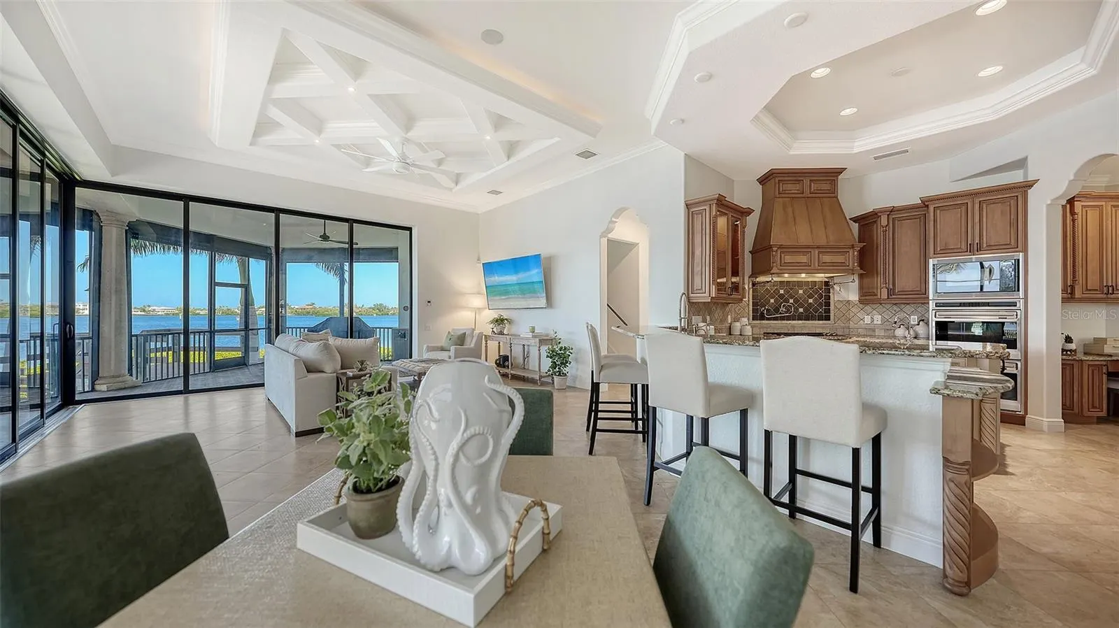 275 LOOKOUT POINT DR