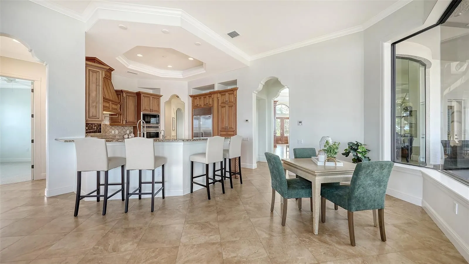 275 LOOKOUT POINT DR