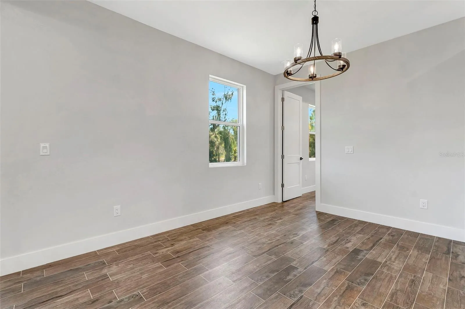 2135 SE CARLSTROM FIELD RD