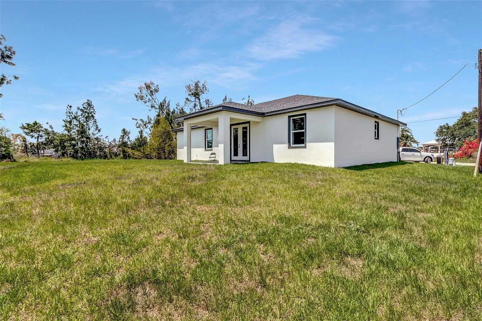 2135 SE CARLSTROM FIELD RD