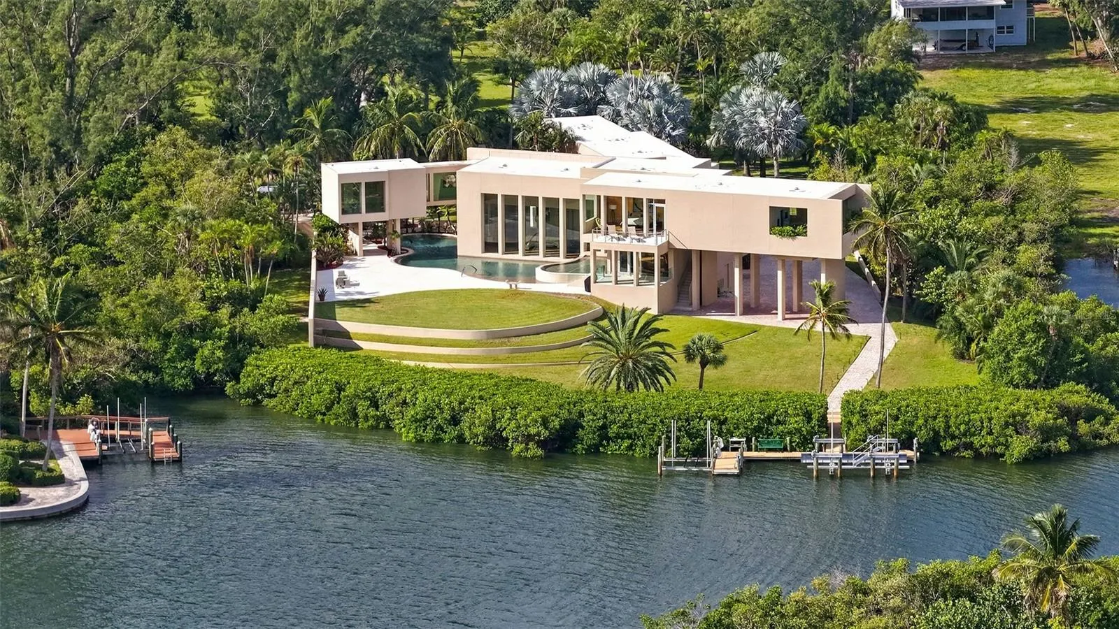 6610 GULF OF MEXICO DR