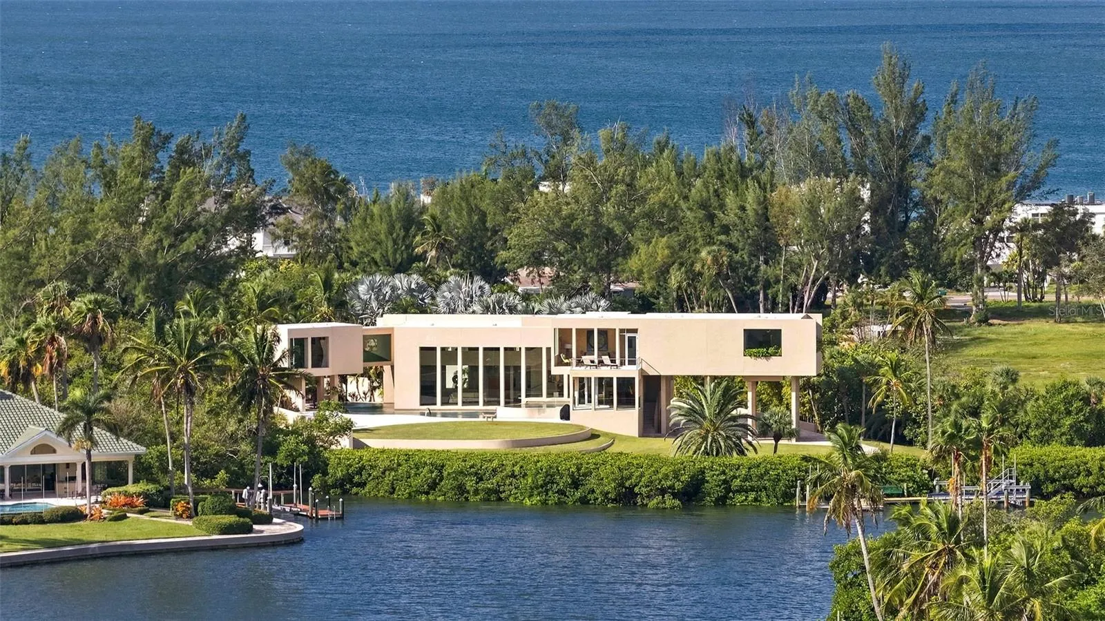 6610 GULF OF MEXICO DR