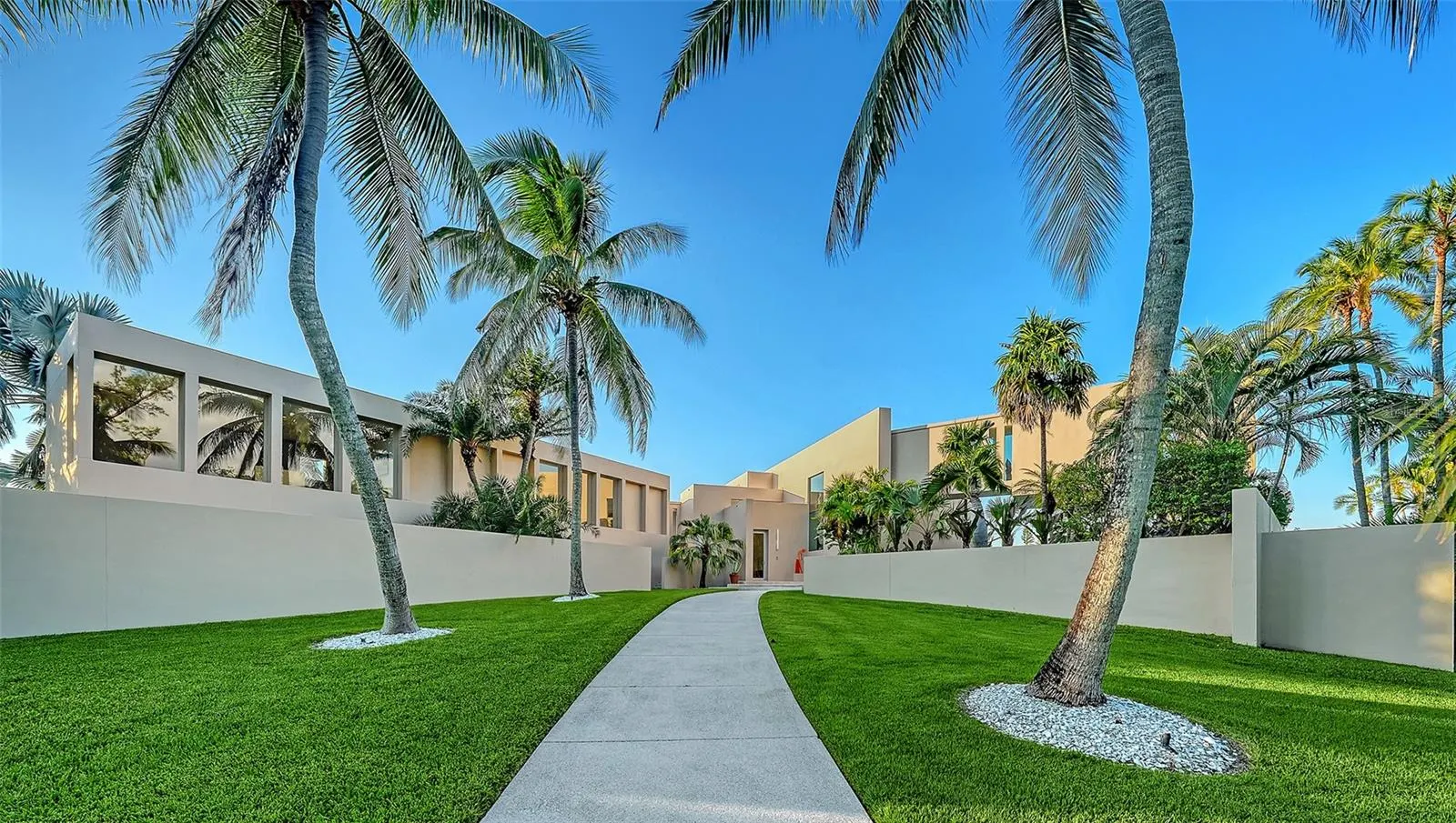 6610 GULF OF MEXICO DR