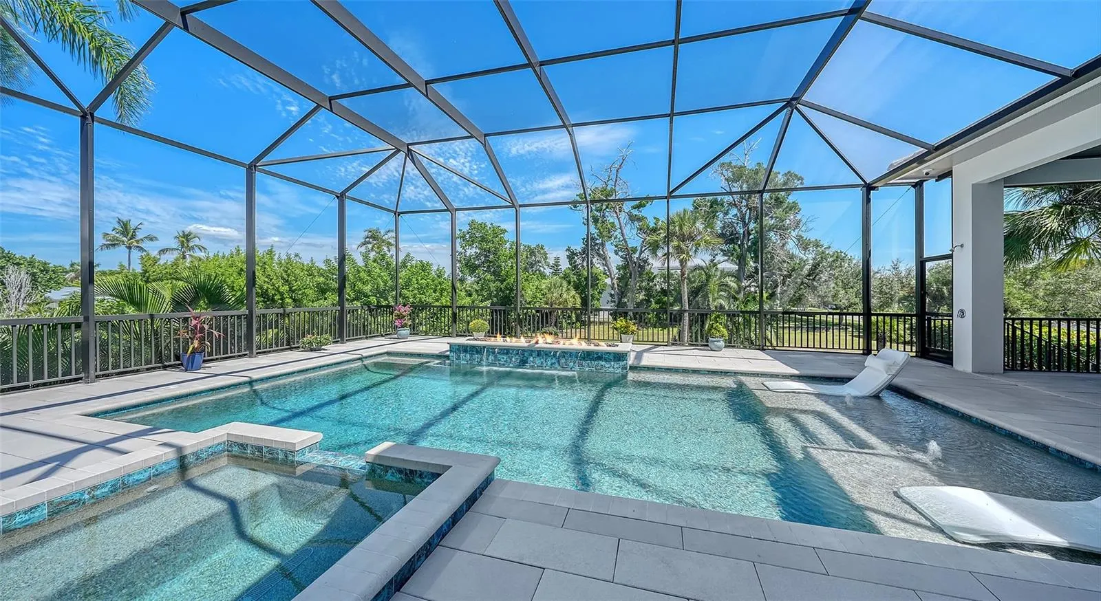 3100 GULF OF MEXICO DR